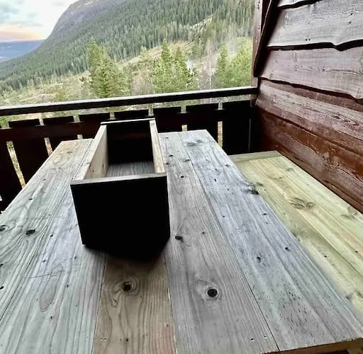 I Uvdal Med Nydelig Utsikt